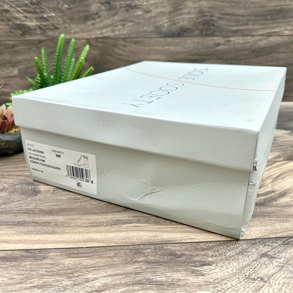 NIB Sole Society Jacenia Lace Up Combat Bootie Suede Faux Fur - Picture 13 of 13